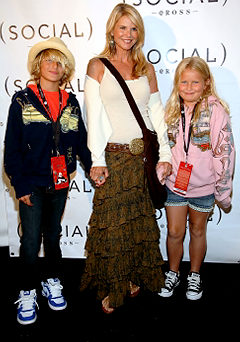 Stawiarz/Getty:Brinkley with children, Jack Paris and Sailor Lee.